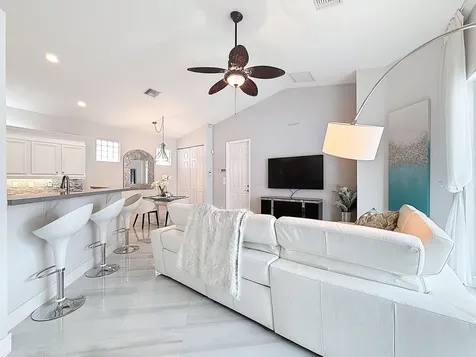 7121 Nw Turtle Walk Boca Raton FL 33487