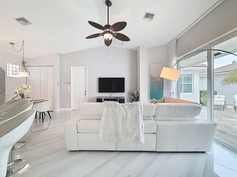 7121 Nw Turtle Walk Boca Raton FL 33487