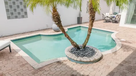 7121 Nw Turtle Walk Boca Raton FL 33487