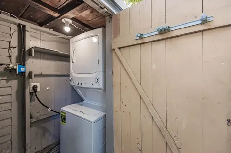 808 N Palmway Lake Worth Beach FL 33460