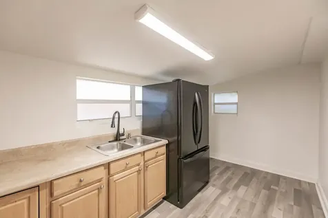 808 N Palmway Lake Worth Beach FL 33460