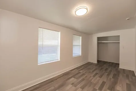 808 N Palmway Lake Worth Beach FL 33460