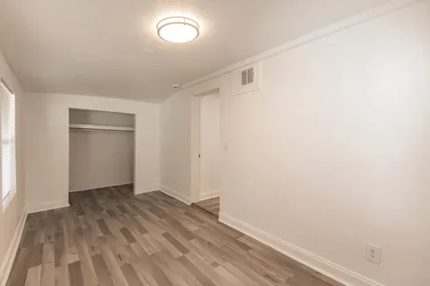 808 N Palmway Lake Worth Beach FL 33460
