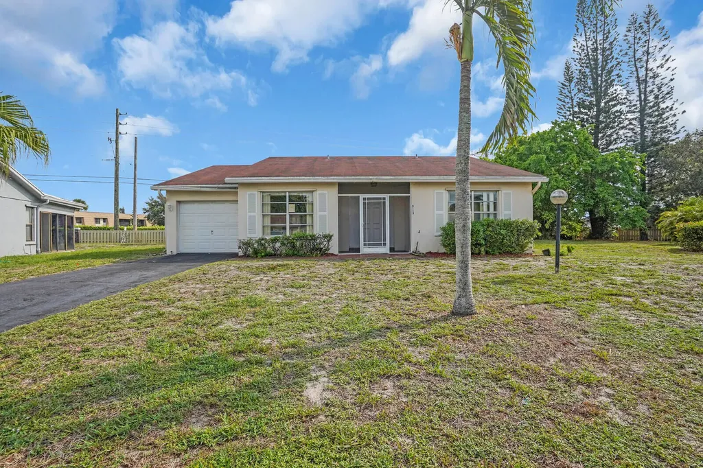6113 Rainbow Circle Greenacres FL 33463
