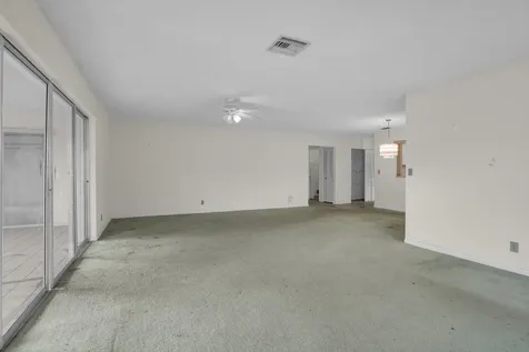 6113 Rainbow Circle Greenacres FL 33463