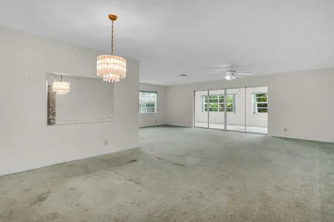 6113 Rainbow Circle Greenacres FL 33463
