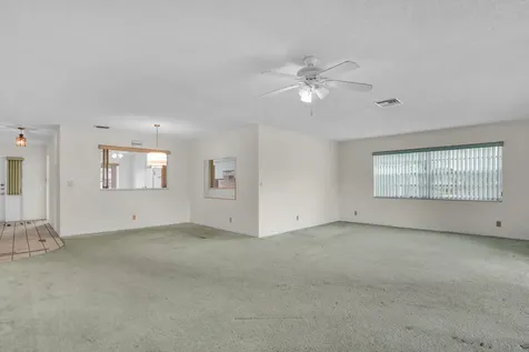 6113 Rainbow Circle Greenacres FL 33463