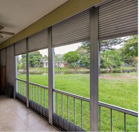 4270 Nw 40th Street Lauderdale Lakes FL 33319