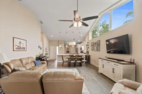 1401 Mahogany Place Palm Beach Gardens FL 33418