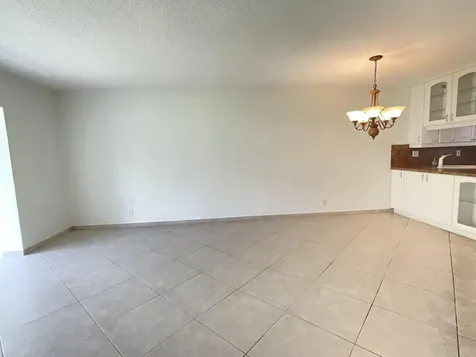 21 Abbey Lane Delray Beach FL 33446
