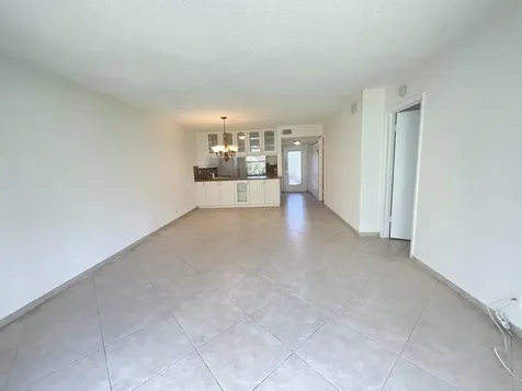 21 Abbey Lane Delray Beach FL 33446