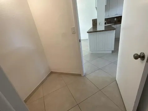 21 Abbey Lane Delray Beach FL 33446