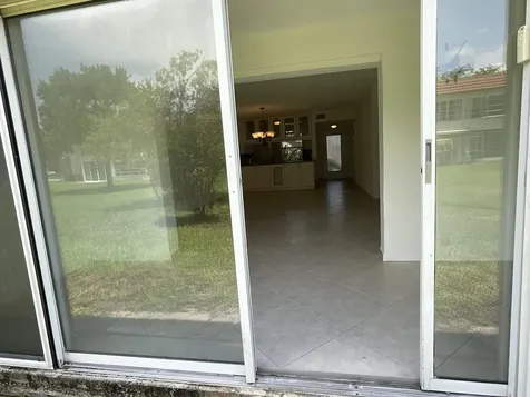 21 Abbey Lane Delray Beach FL 33446