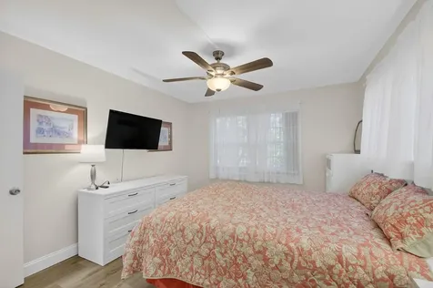 216 Dorchester J West Palm Beach FL 33417