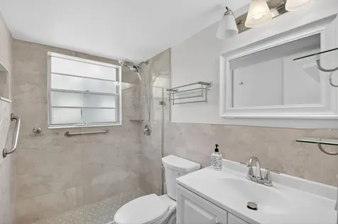 216 Dorchester J West Palm Beach FL 33417