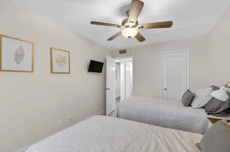 216 Dorchester J West Palm Beach FL 33417