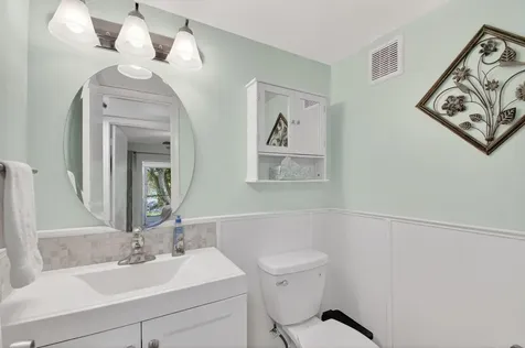 216 Dorchester J West Palm Beach FL 33417