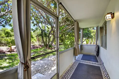 216 Dorchester J West Palm Beach FL 33417