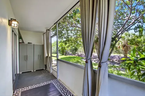 216 Dorchester J West Palm Beach FL 33417