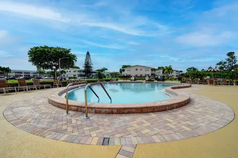 216 Dorchester J West Palm Beach FL 33417