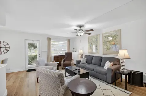 216 Dorchester J West Palm Beach FL 33417