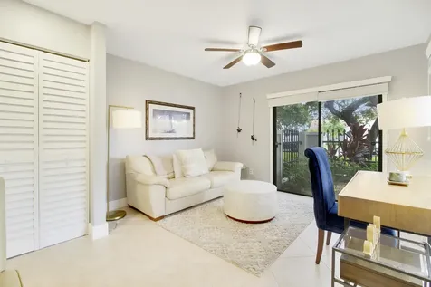377 Prestwick Lane Palm Beach Gardens FL 33418