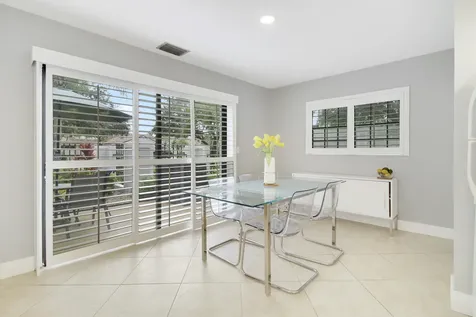 377 Prestwick Lane Palm Beach Gardens FL 33418