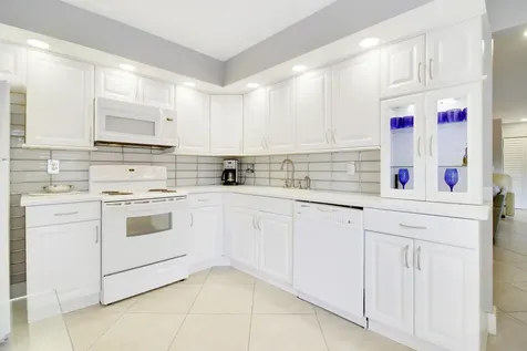 377 Prestwick Lane Palm Beach Gardens FL 33418