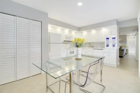377 Prestwick Lane Palm Beach Gardens FL 33418