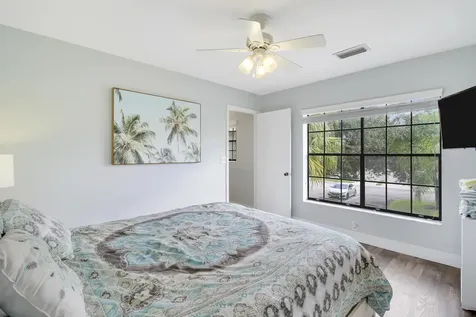 377 Prestwick Lane Palm Beach Gardens FL 33418