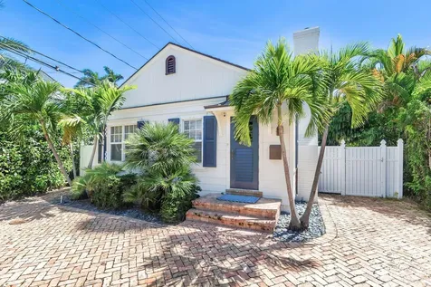 231 Cocoanut Row Palm Beach FL 33480