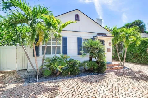 231 Cocoanut Row Palm Beach FL 33480