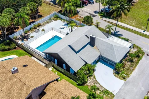 901 Sandy Oaks Drive Jupiter FL 33477