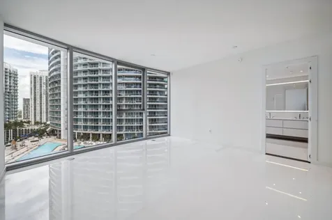 300 Biscayne Boulevard Way Miami FL 33131