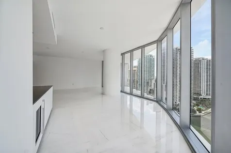 300 Biscayne Boulevard Way Miami FL 33131