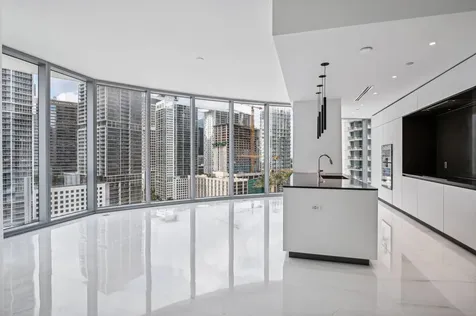 300 Biscayne Boulevard Way Miami FL 33131