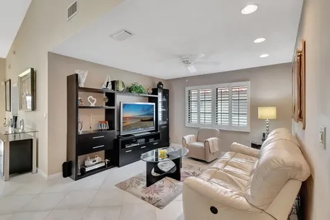 6375 Kings Gate Circle Delray Beach FL 33484