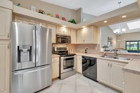 6375 Kings Gate Circle Delray Beach FL 33484