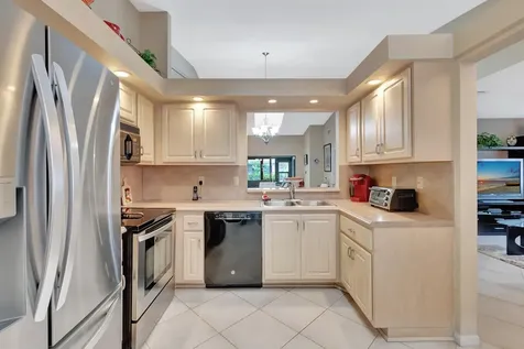 6375 Kings Gate Circle Delray Beach FL 33484