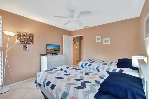 6375 Kings Gate Circle Delray Beach FL 33484