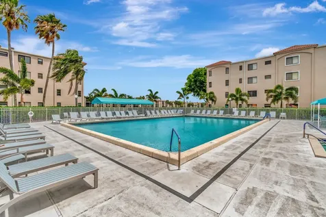 6375 Kings Gate Circle Delray Beach FL 33484