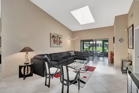 6375 Kings Gate Circle Delray Beach FL 33484