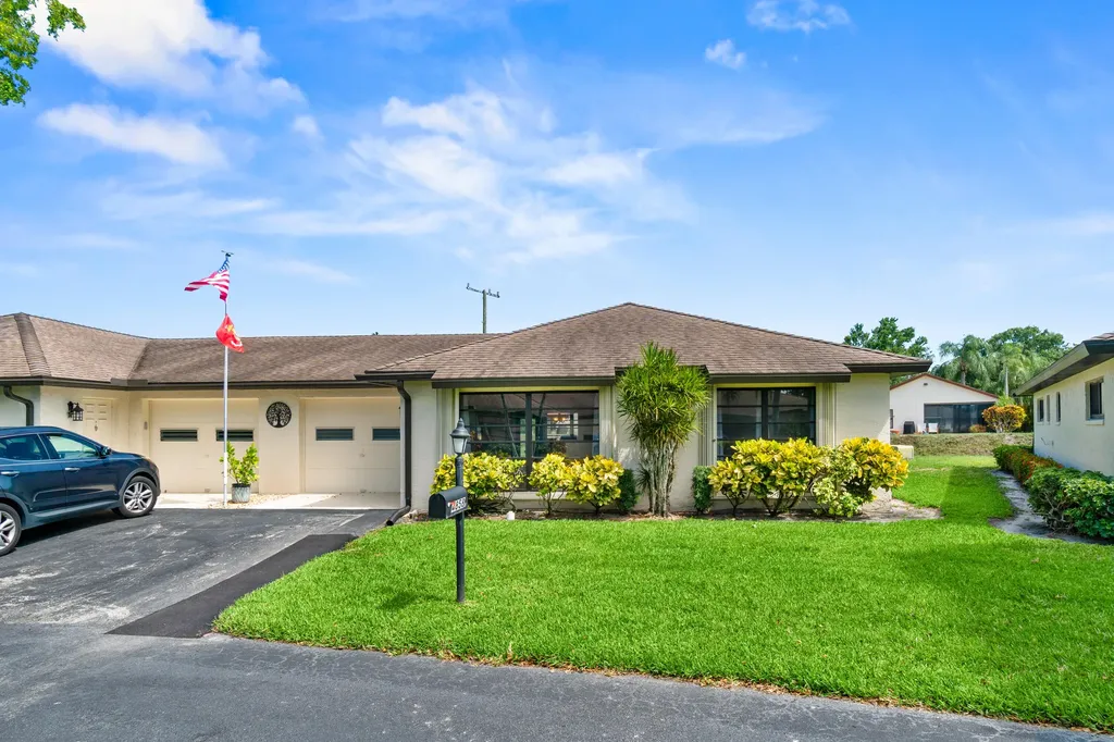 4858 Equestrian Road Boynton Beach FL 33436