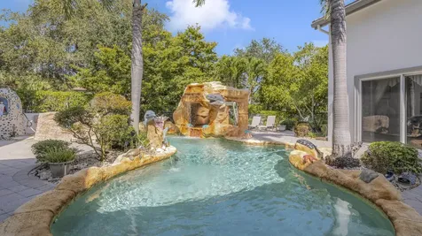 6175 Nw 32nd Avenue Boca Raton FL 33496