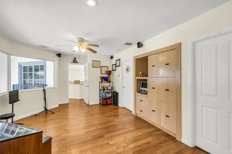 6175 Nw 32nd Avenue Boca Raton FL 33496