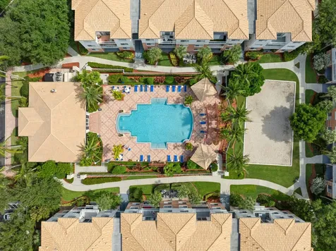 3303 Myrtlewood Circle Palm Beach Gardens FL 33418