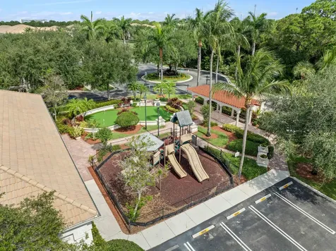 3303 Myrtlewood Circle Palm Beach Gardens FL 33418