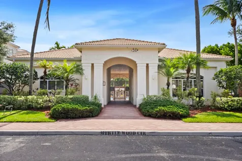 3303 Myrtlewood Circle Palm Beach Gardens FL 33418