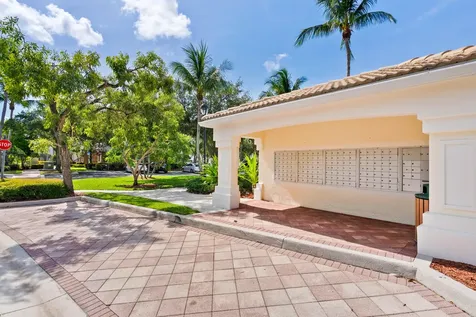 3303 Myrtlewood Circle Palm Beach Gardens FL 33418