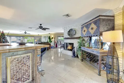 2360 Se 7th Drive Pompano Beach FL 33062